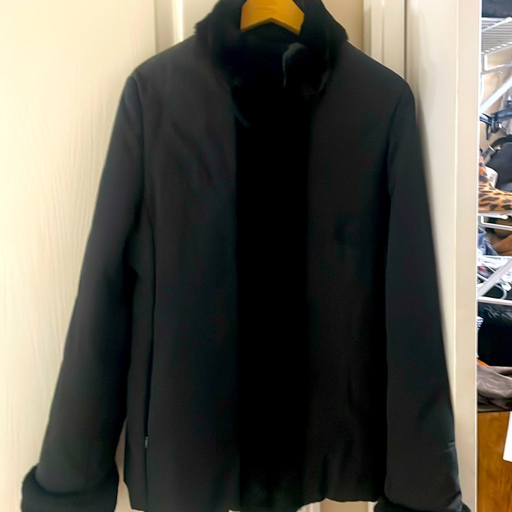 JONES NEW YORK FUR TRIM COAT SIZE MED